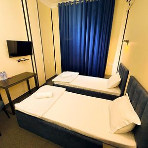 Grand Horizon Hotel